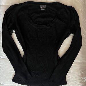 Black Longsleeve Sweater with Puffy Shoulder Sleeves Slim Fit